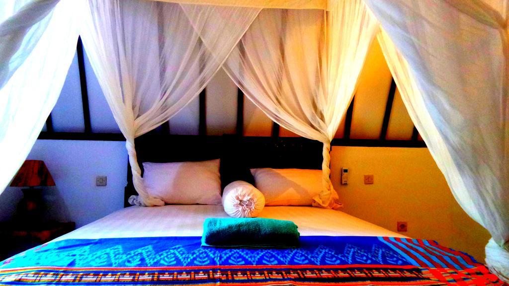 Ina Gili Guesthouse Гили-Эйр Экстерьер фото