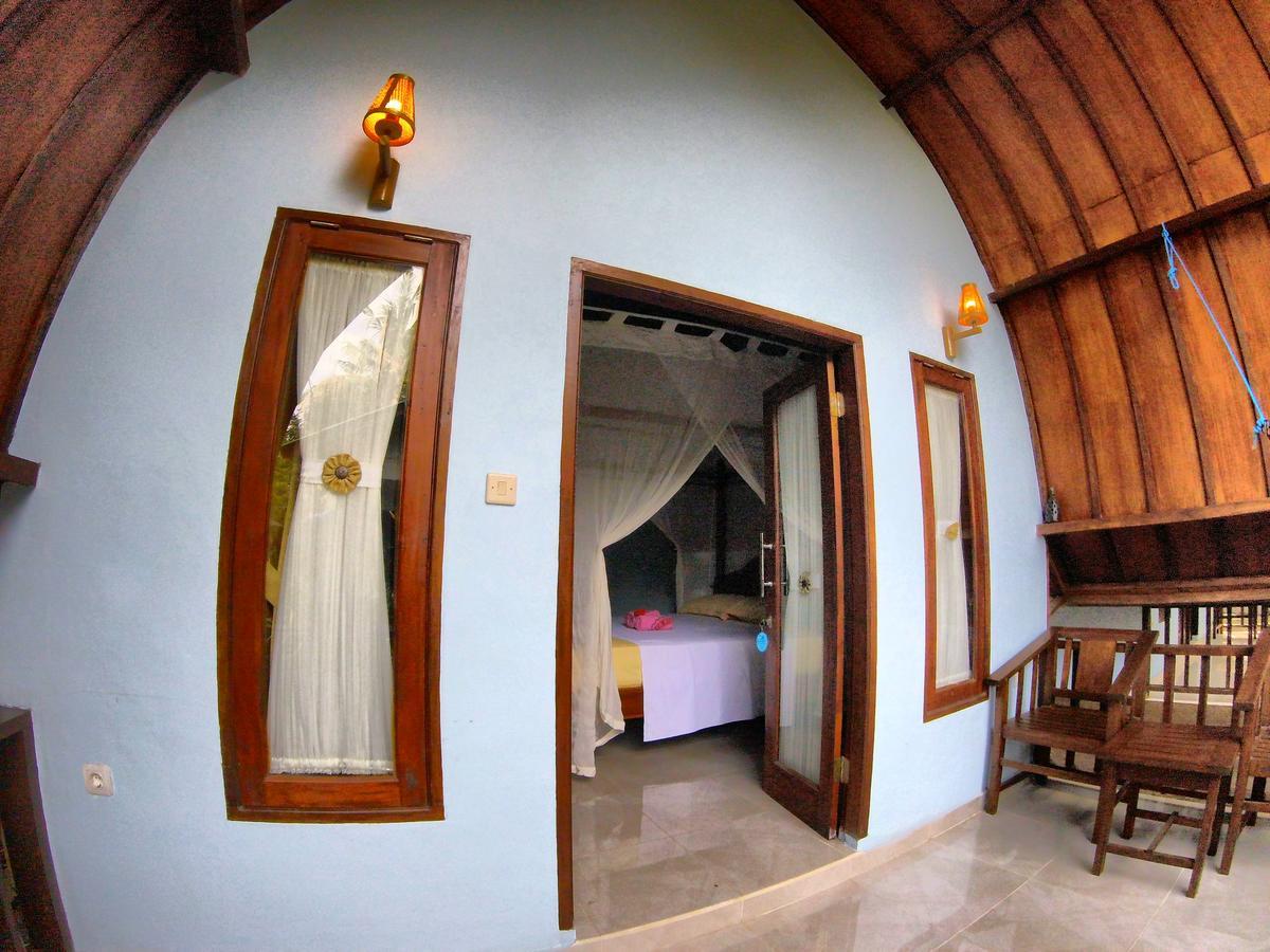 Ina Gili Guesthouse Гили-Эйр Экстерьер фото