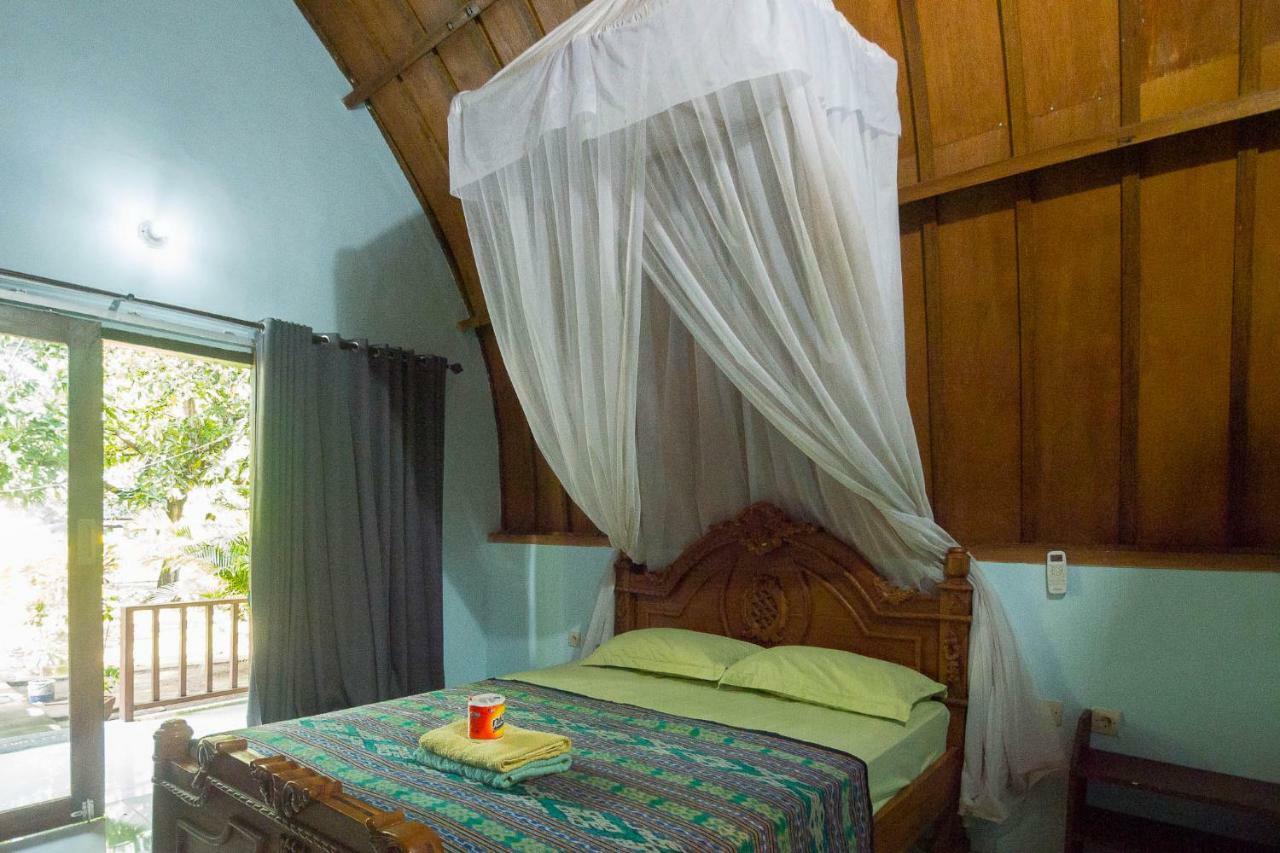 Ina Gili Guesthouse Гили-Эйр Экстерьер фото